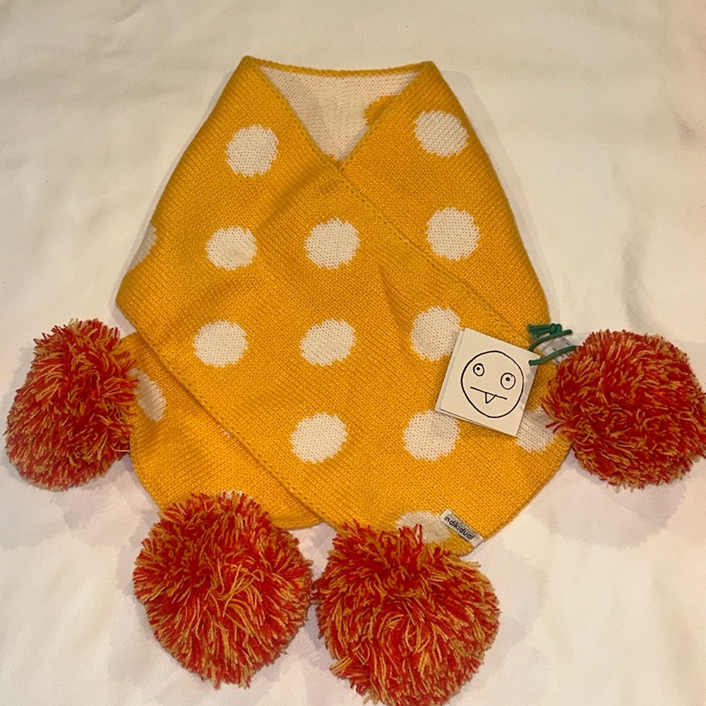 Indikidual scarf